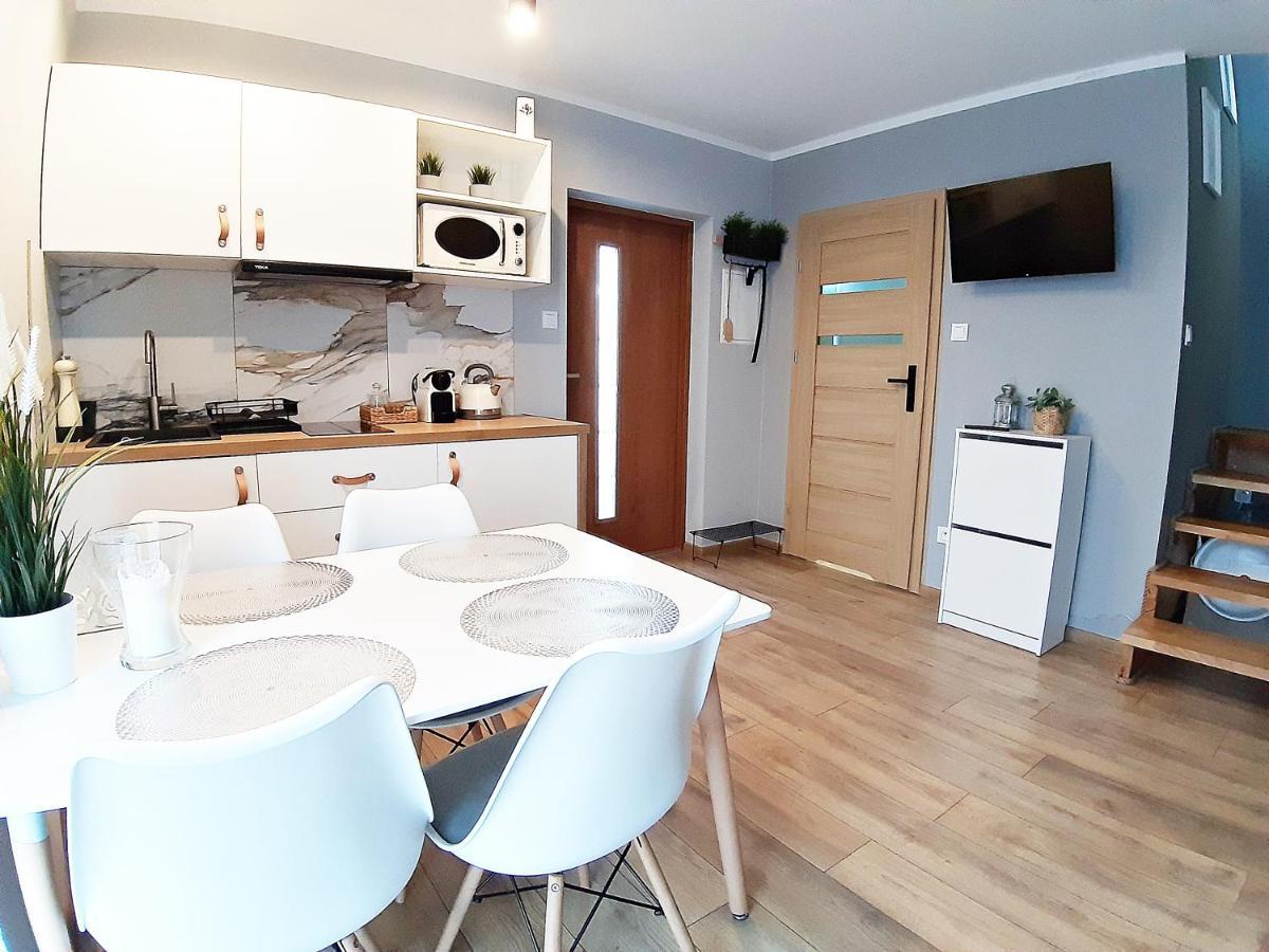 Blekit Apartamenty Przy Jastrzebiej Mieroszyno Exterior photo
